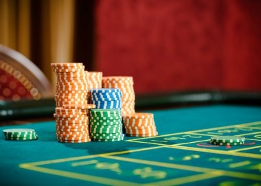 super jp mobile app interface showing sportsbook and live tables